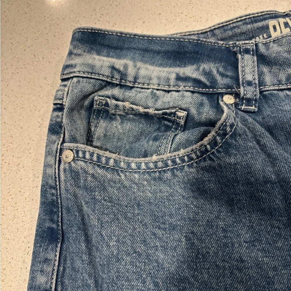 Rewash Blue Relaxed Distressed Jeans, 9/29, NWT - Picture 3 of 7